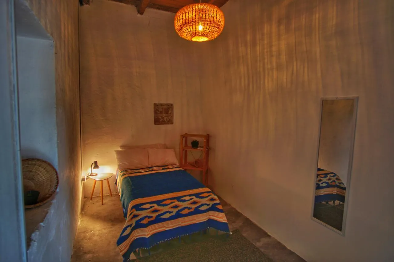 Lemon Tree Hostel Antigua Guatemala